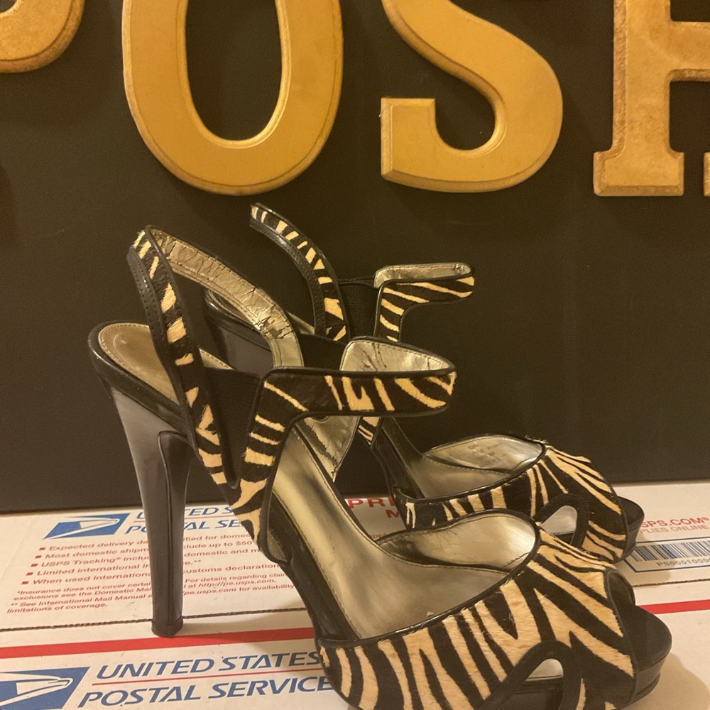 Women's Strappy Zebra Print High Heel Sandals - Black & Tan